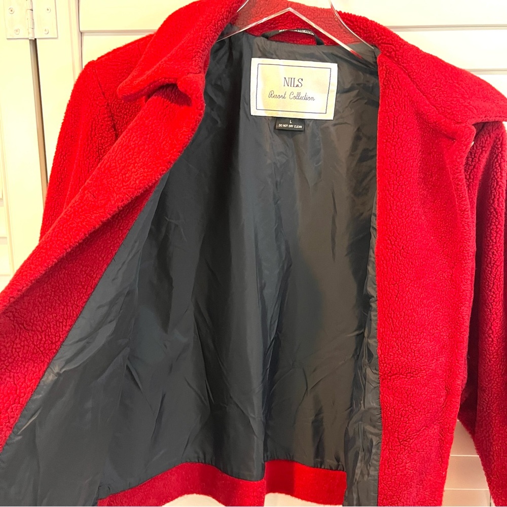 NILS Red Jacket - Picture 10 of 10